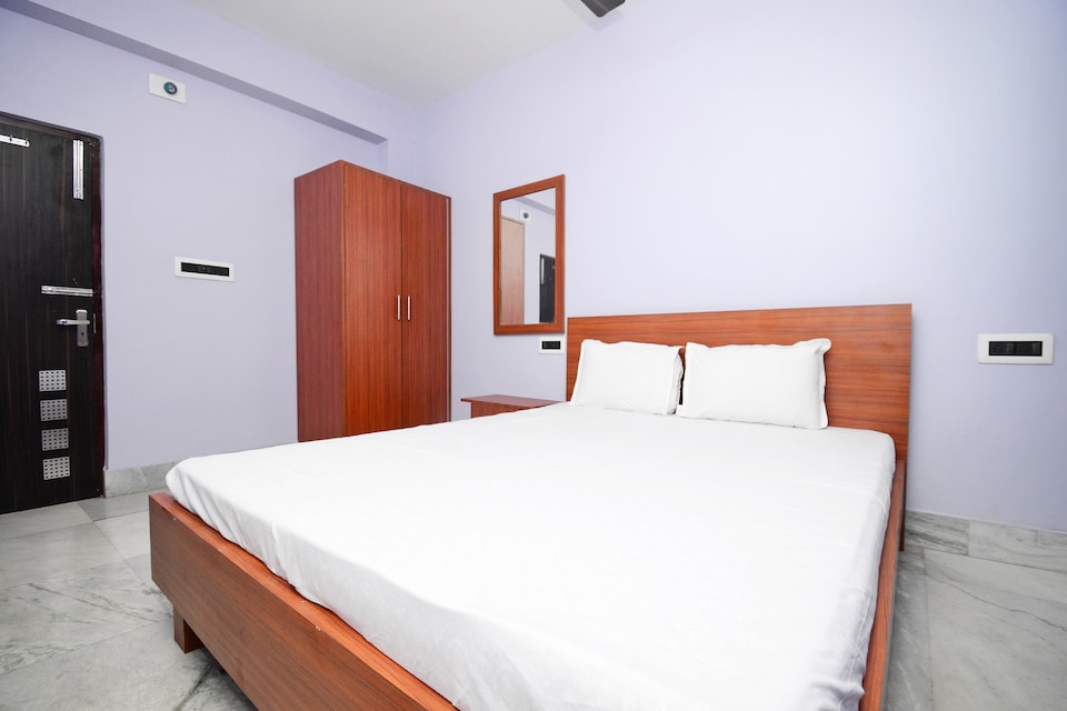 SPOT ON 41863 Ashoka Lodge, VIP Road Kolkata, Kolkata