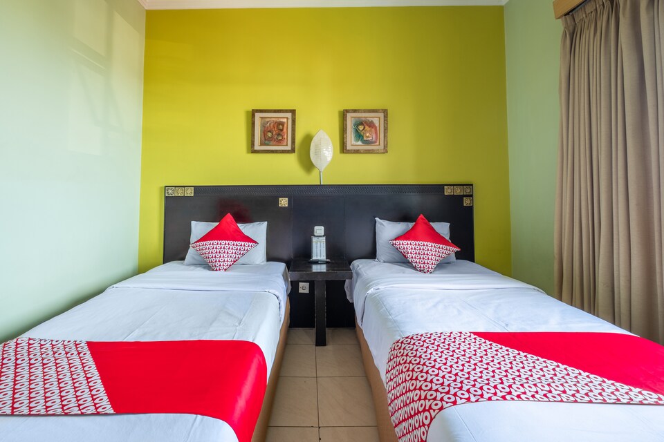 Capital O 1010 Isola Resort, Setiabudi Bandung, Bandung