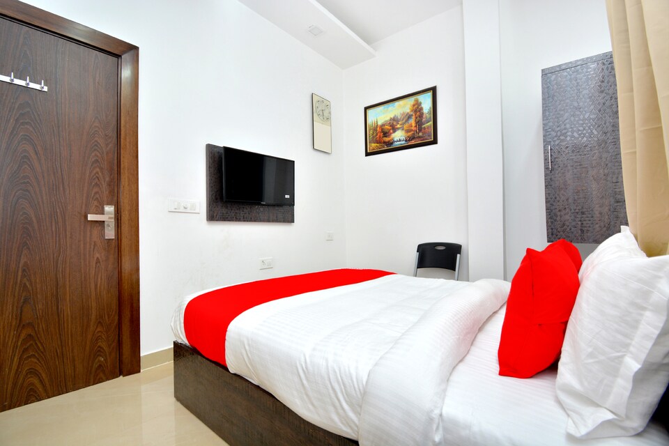 OYO 41882 Hotel Amardeep, Golden Temple Road Amritsar, Amritsar