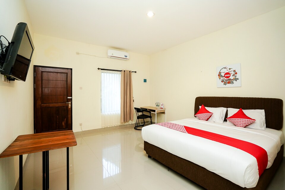 OYO 1018 Penginapan Darma Ii, Gubeng, Surabaya