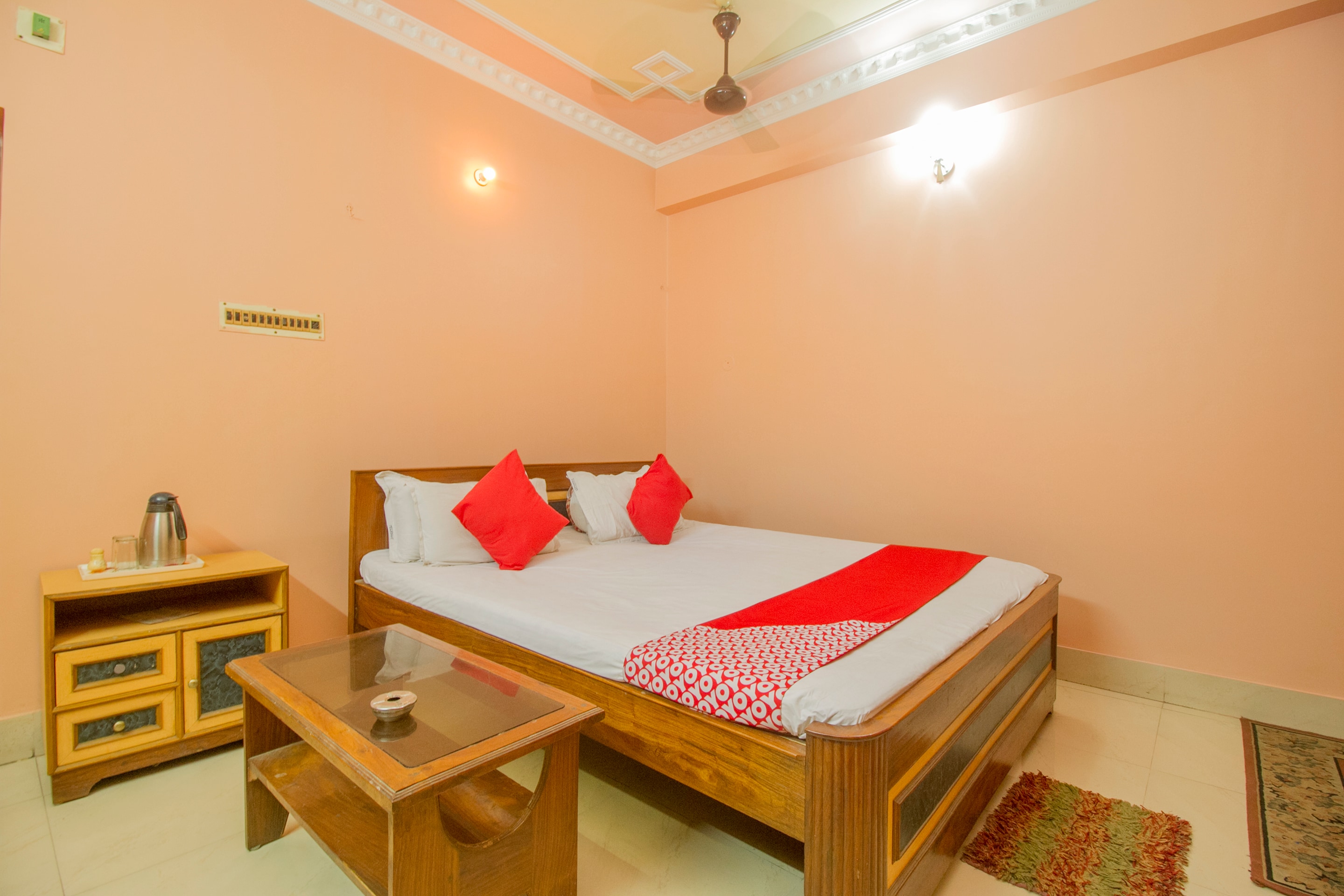 Hotels near Rathbari Bus Stop  Maldah  Room     990 night