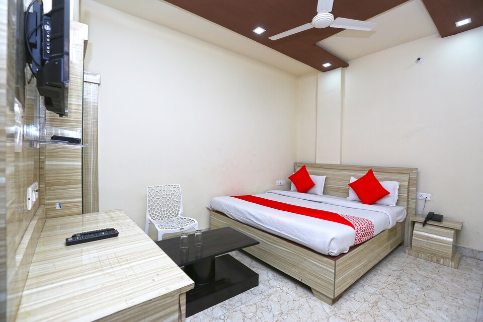 OYO 41896 Hotel My Prime & Family Resturant, Kichha, Rudrapur