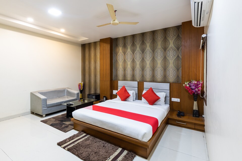 OYO 41898 Balaji Palace, Ratlam, Ratlam