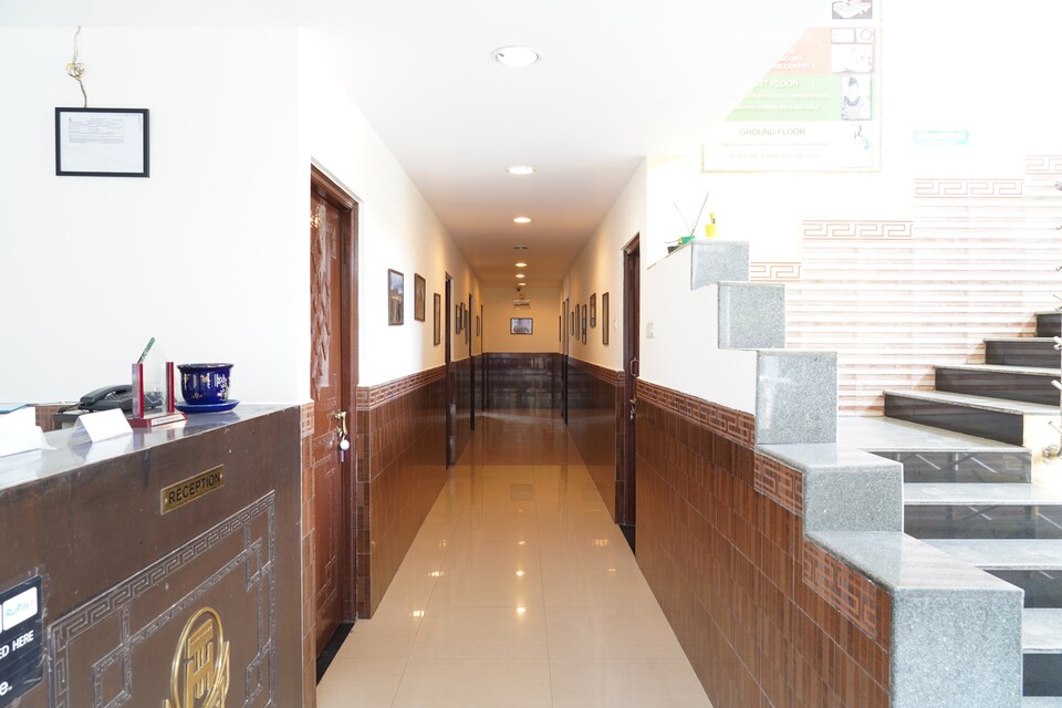 OYO 41938 Hotel Tibet, Koramangala Forum Mall, Bangalore