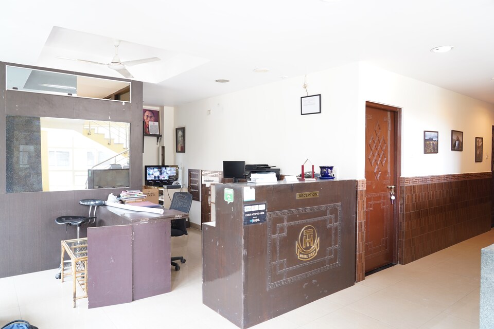 OYO 41938 Hotel Tibet, Koramangala Forum Mall, Bangalore