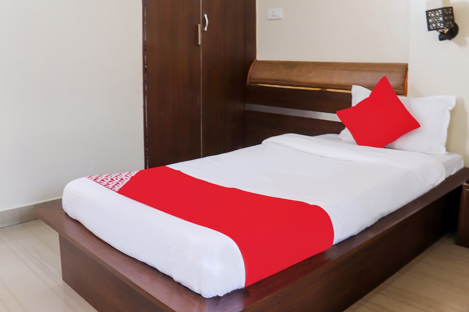 OYO 41953 Hotel Trinity East, Dimapur, Dimapur