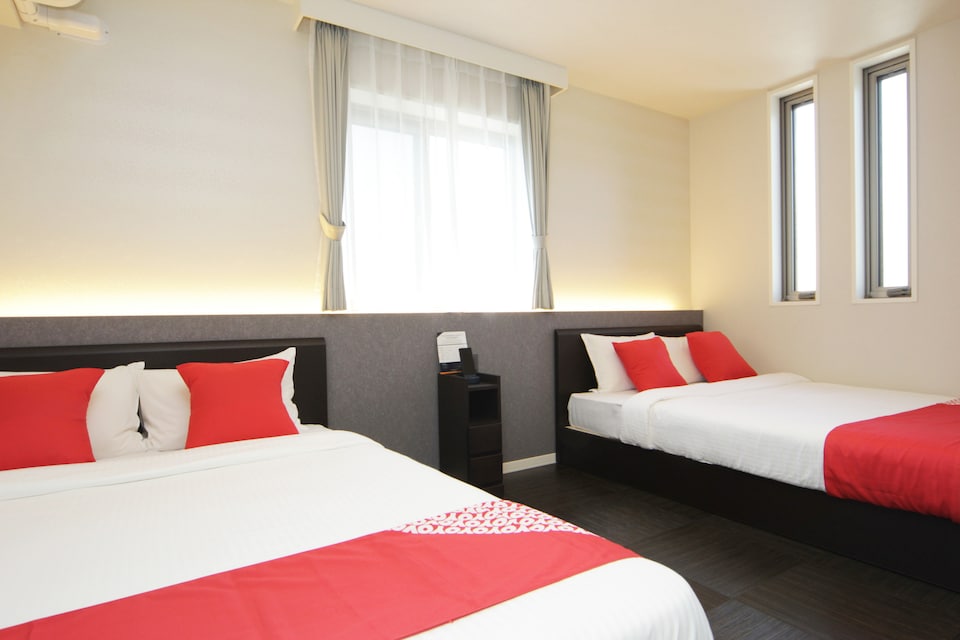 OYO 642 Grand Base Fukuoka, Hakata, Fukuoka