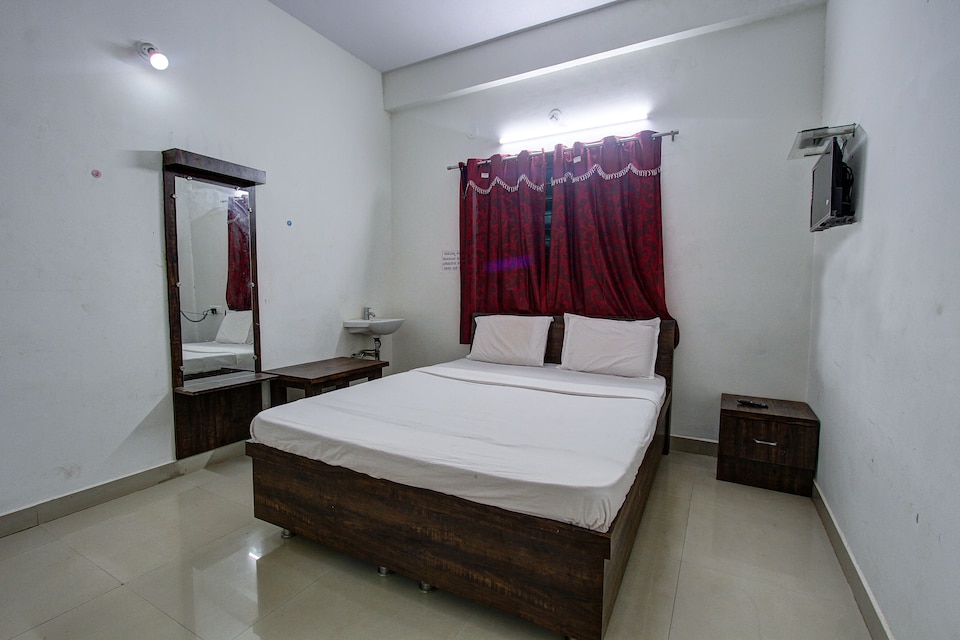SPOT ON 41964 Hotel Alankar Lodging And Boarding, Shivamogga, Shivamogga