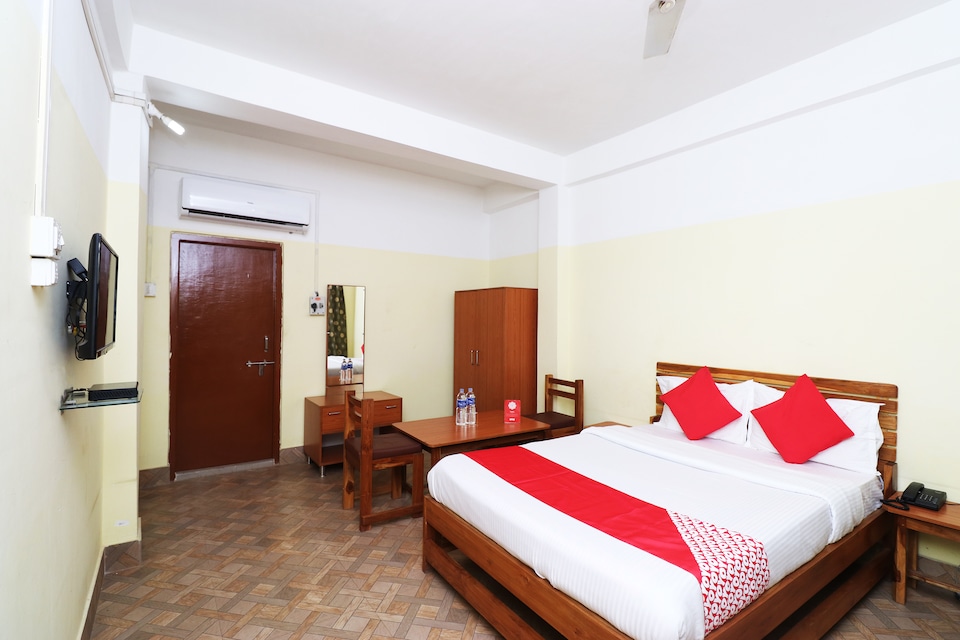 OYO 41968 Hotel Bravo, Dimapur, Dimapur