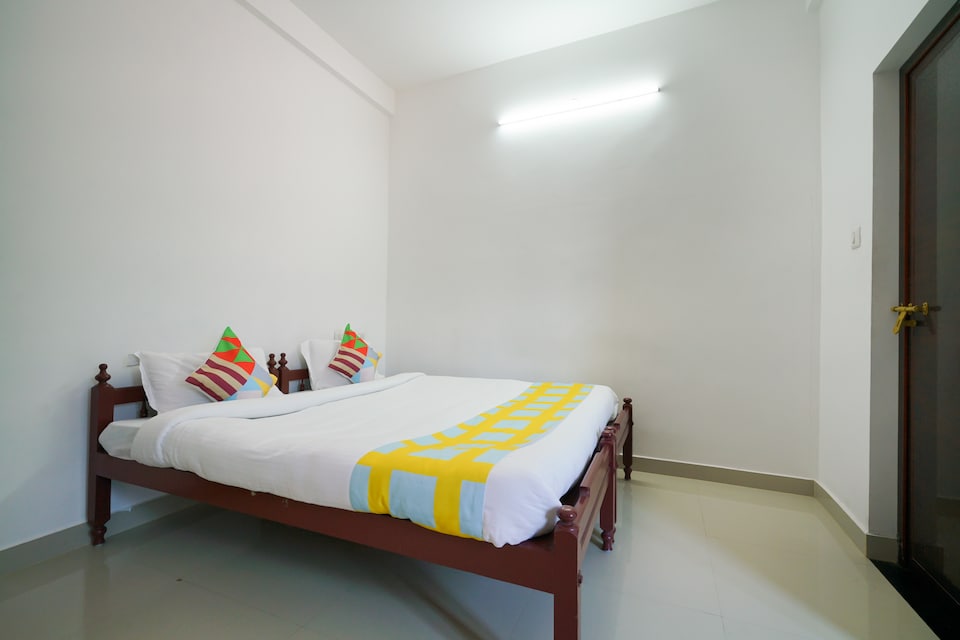 POP HOME 41970 Vattekad Residency , Kakkanad Kochi, Kochi