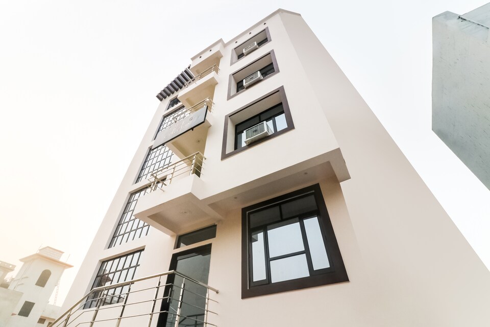 Live on VNS537, Lanka, Varanasi