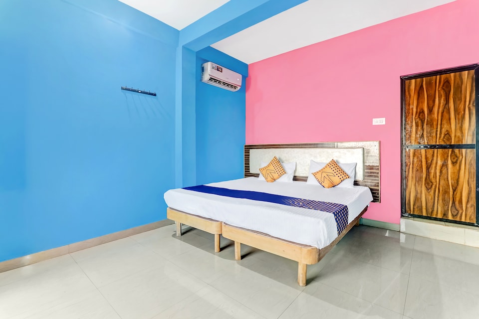 OYO Rock Top Guest House, Arambol Goa, Goa