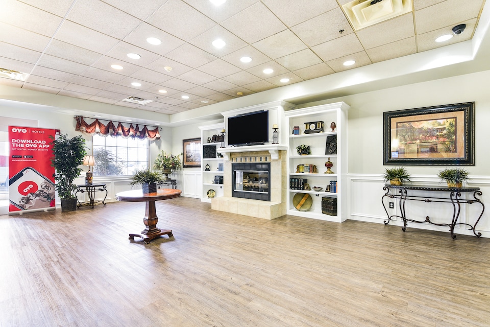 OYO Townhouse Oklahoma City Airport, C73108, Oklahoma City OK