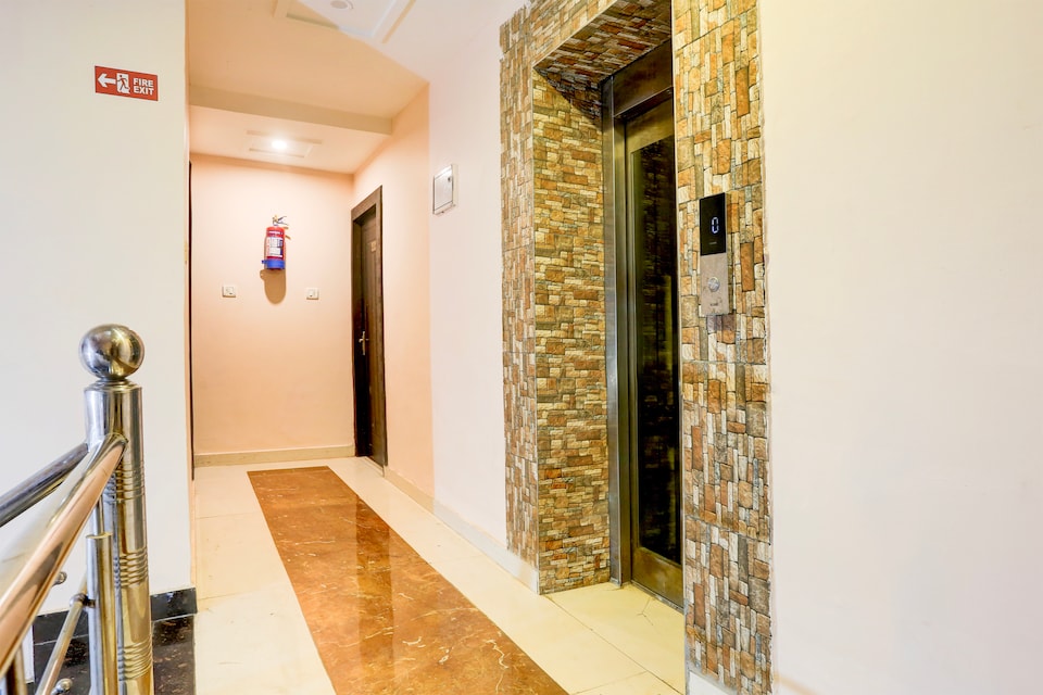  Hotel O Raj Ganga, Bhupatwala Haridwar, Haridwar