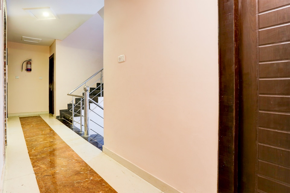  Hotel O Raj Ganga, Bhupatwala Haridwar, Haridwar