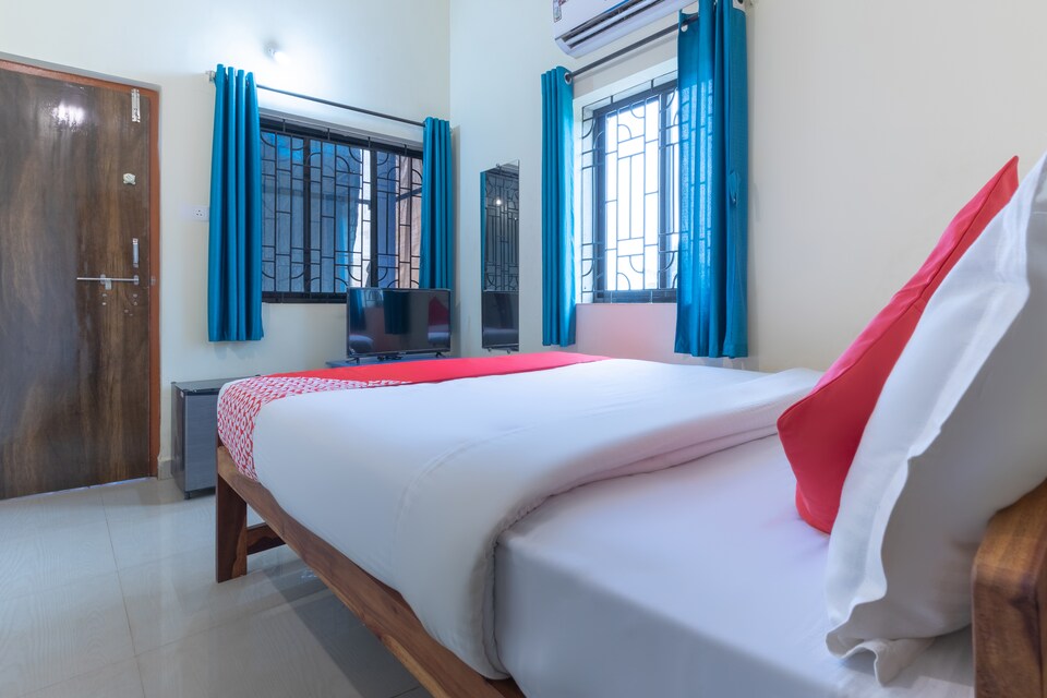 OYO 42042 Samira Sea View, Morjim Goa, Goa