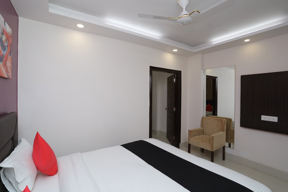 Capital O Kelvish, Airport Delhi, Delhi Transit