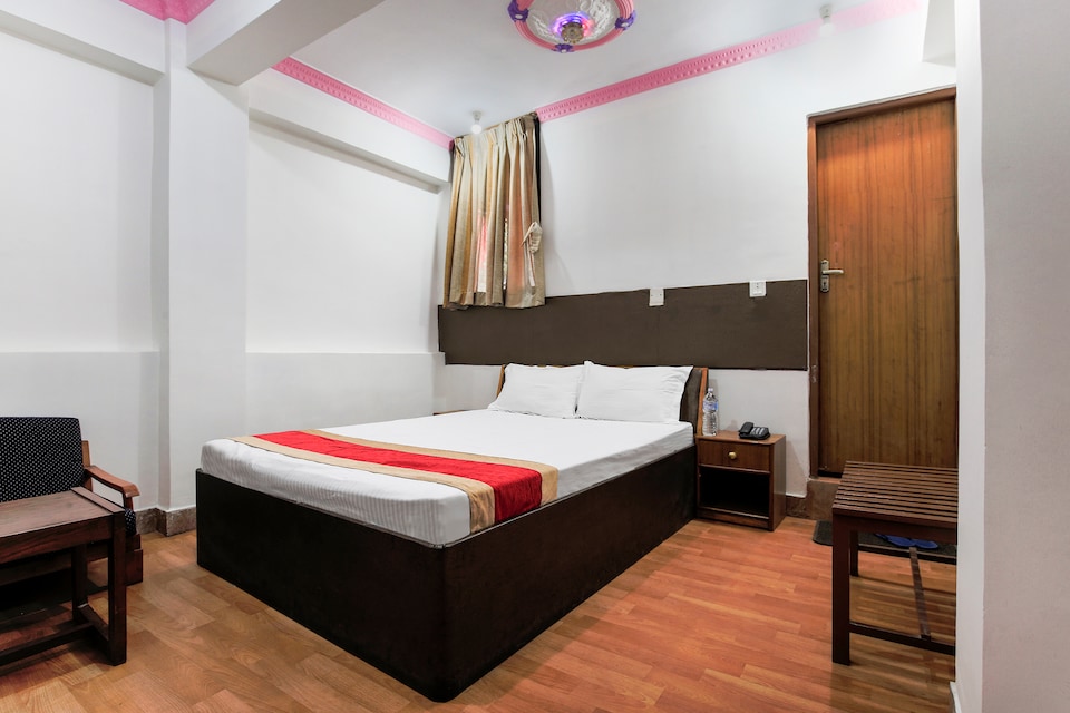 SPOT ON 455 Rudra Guesthouse, Kalanki Kathmandu, Kathmandu