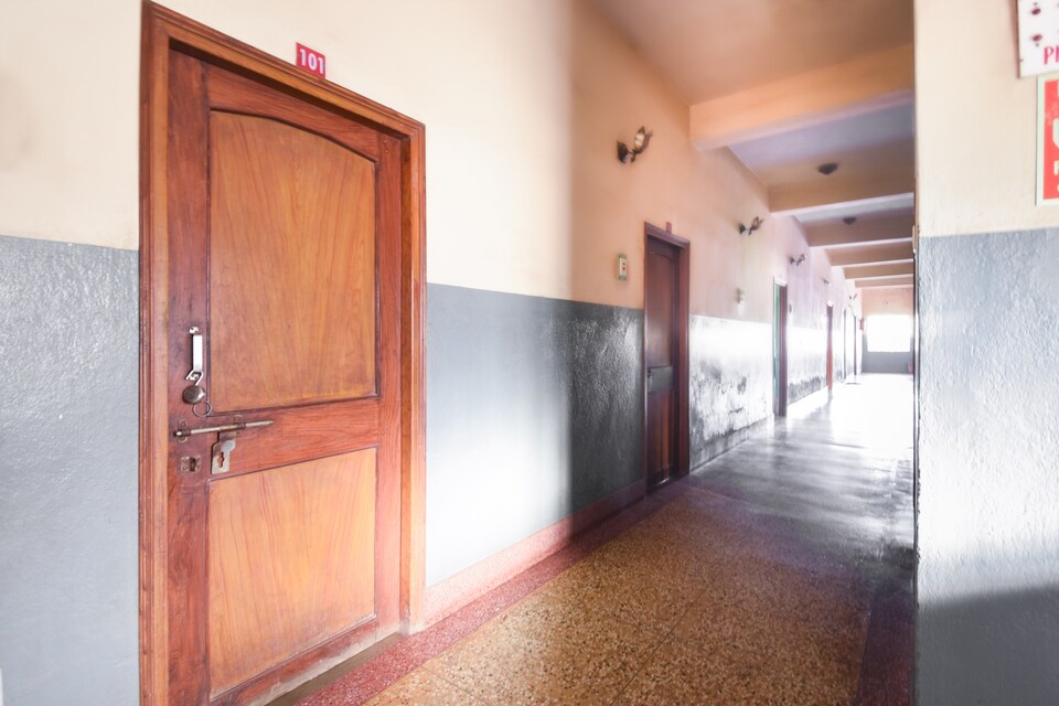 SPOT ON 42059 Rk Lodge, Asansol, Asansol