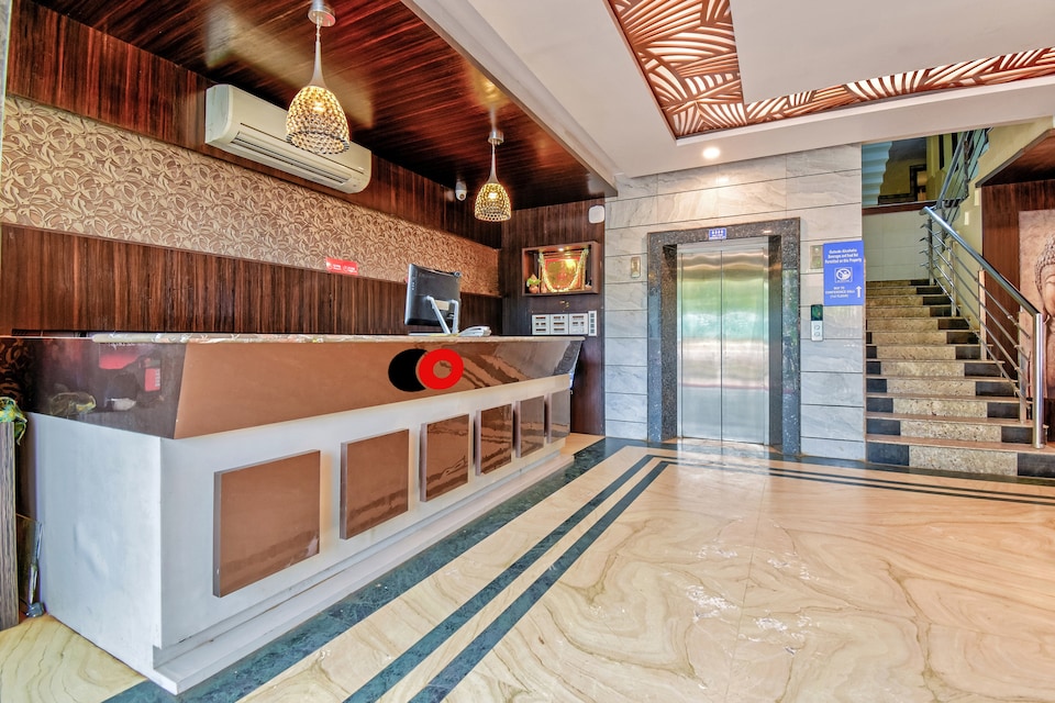 Capital O 42062 Nakshatra Comforts, Gadag, गडग