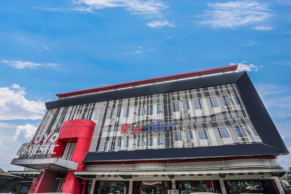 OYO 1039 Hotel Majestic, Palembang Kota, Palembang