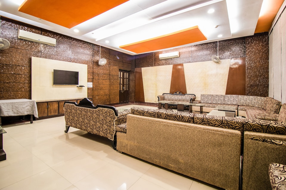 OYO 42064 Gymkhana Club Resort, Bahadurgarh, Bahadurgarh