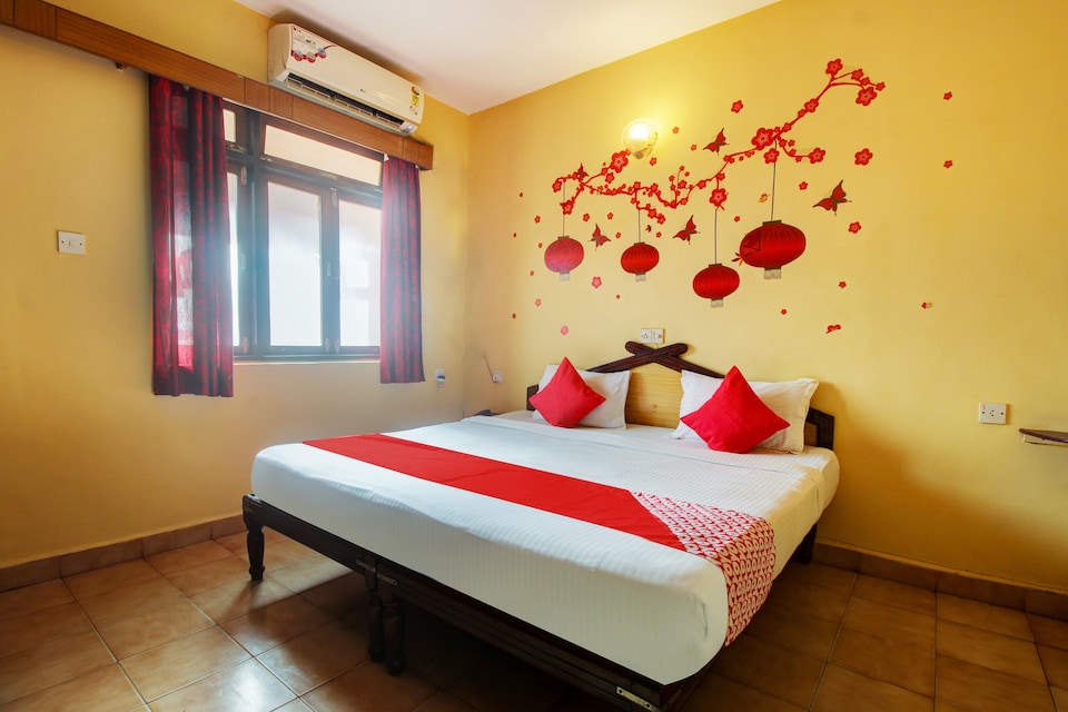 OYO 42077 Log Inn, Calangute Goa, Goa