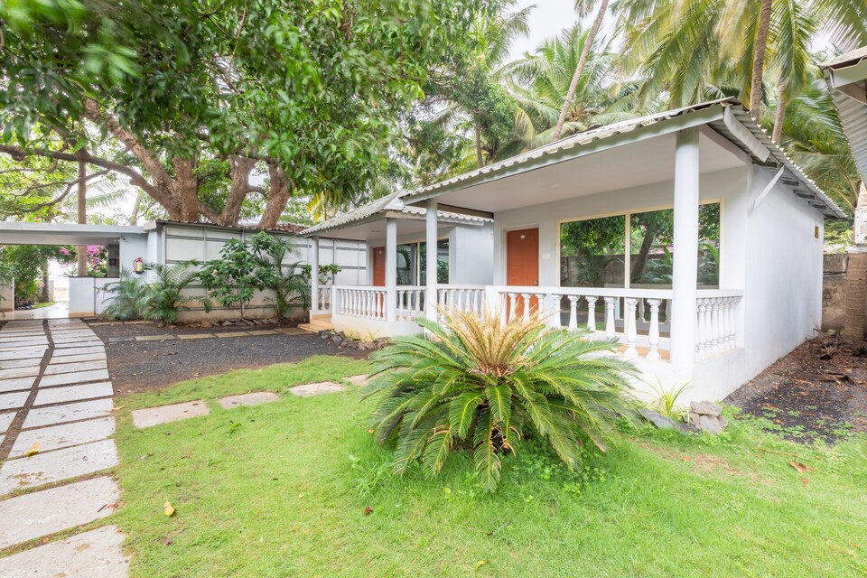 OYO 42083 La Riviere, Morjim Goa, Goa