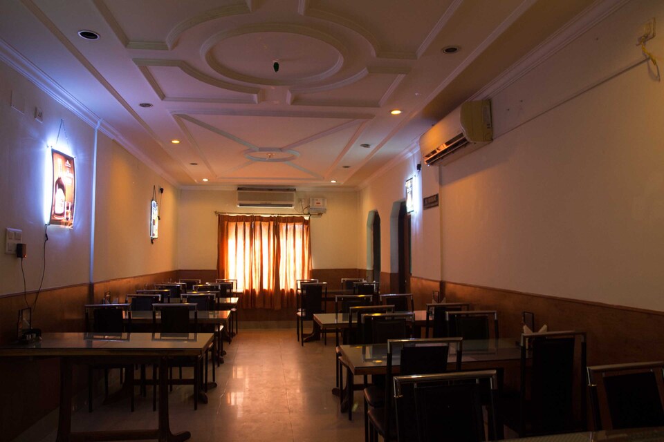 OYO 3889 Hotel Urmee, VaniVihar Bhubaneswar, Bhubaneswar