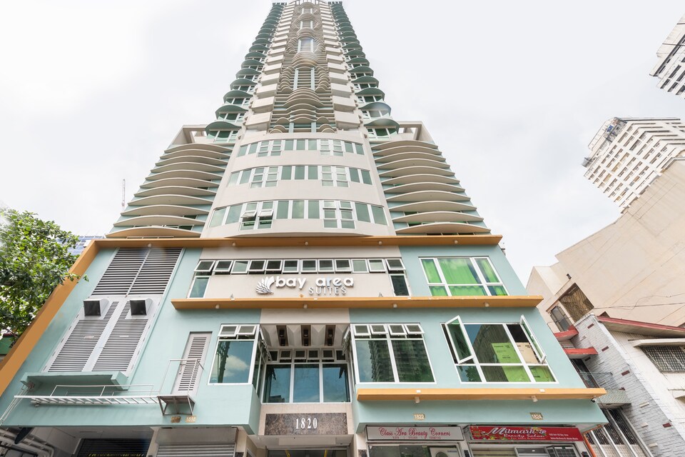 OYO 207 Bay Area Suites, Malate Manila, Manila