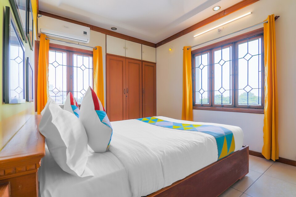 OYO 42109 Cozy 2bhk Near Ig Square, Pondicherry City Centre, Pondicherry