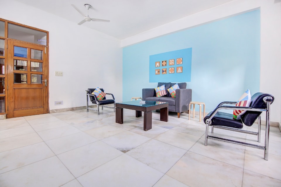 OYO Home 42110 Relax Inn Home Stay, Saket Delhi, Delhi