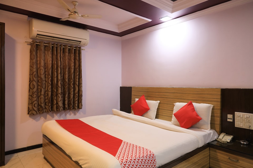 OYO Flagship 42122 Hotel Rahul Ganeshpeth Colony, Bus Stand Nagpur, Nagpur