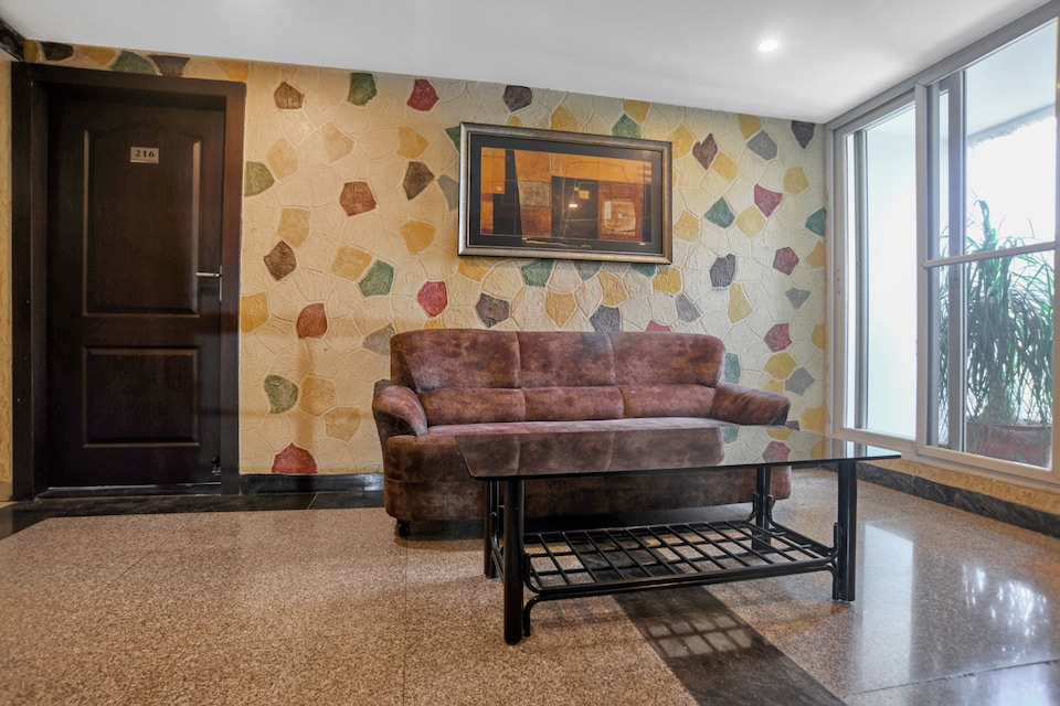 Super Townhouse Divya Palace, MG Road Indore, Indore