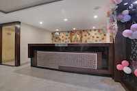 Super Townhouse Divya Palace