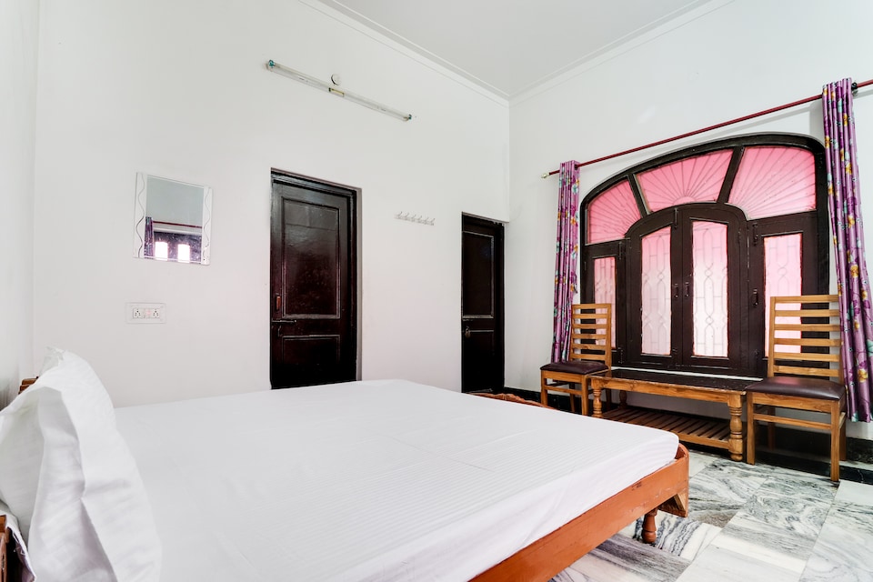 Hotel O Hanuman Bagh, Ayodhya, Ayodhya
