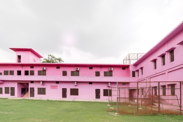 Hotel O Hanuman Bagh