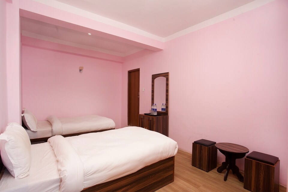 SPOT ON 464 Hotel Pahuna Ghar, New Bus Park Kathmandu, Kathmandu