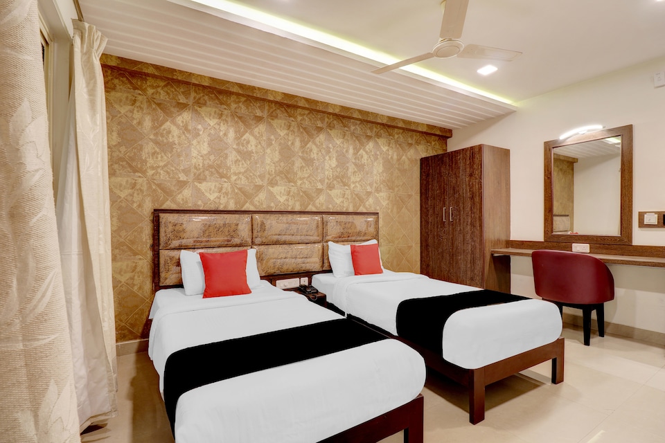 Capital O 42226 Pine Tree Signature, Guindy Chennai, Chennai