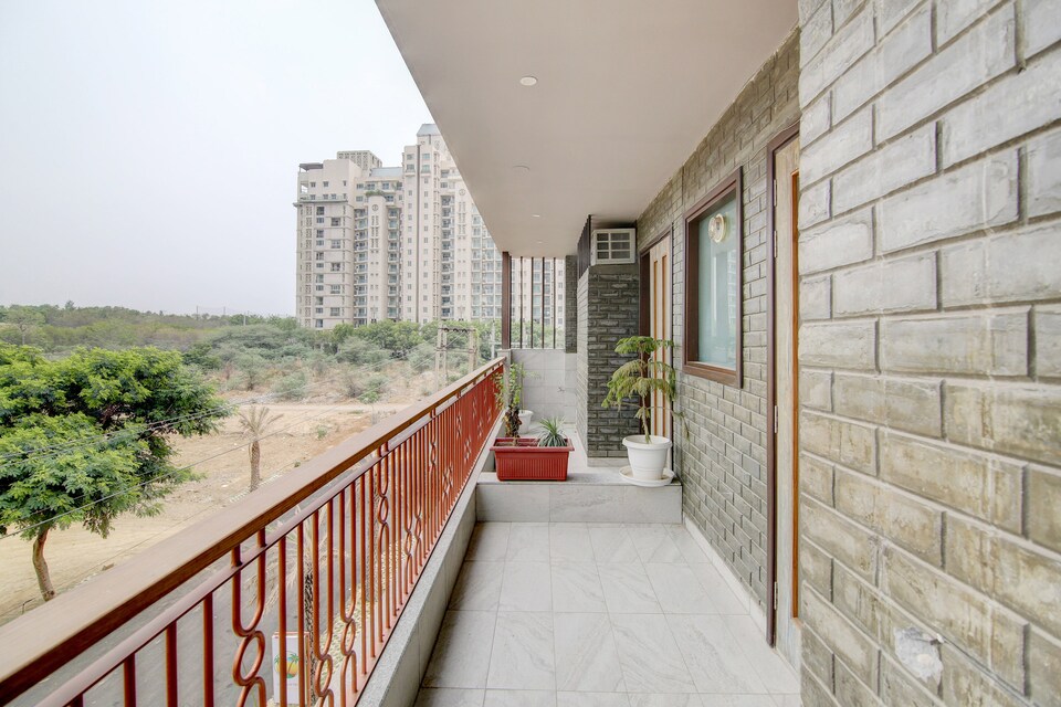 LIVE AS GRG2090, Golf Course Road, Gurgaon