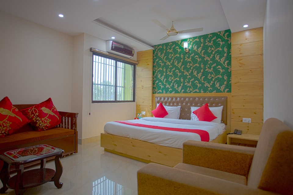 OYO 42248 Relaxx Hotel, Kotdwar, Kotdwar
