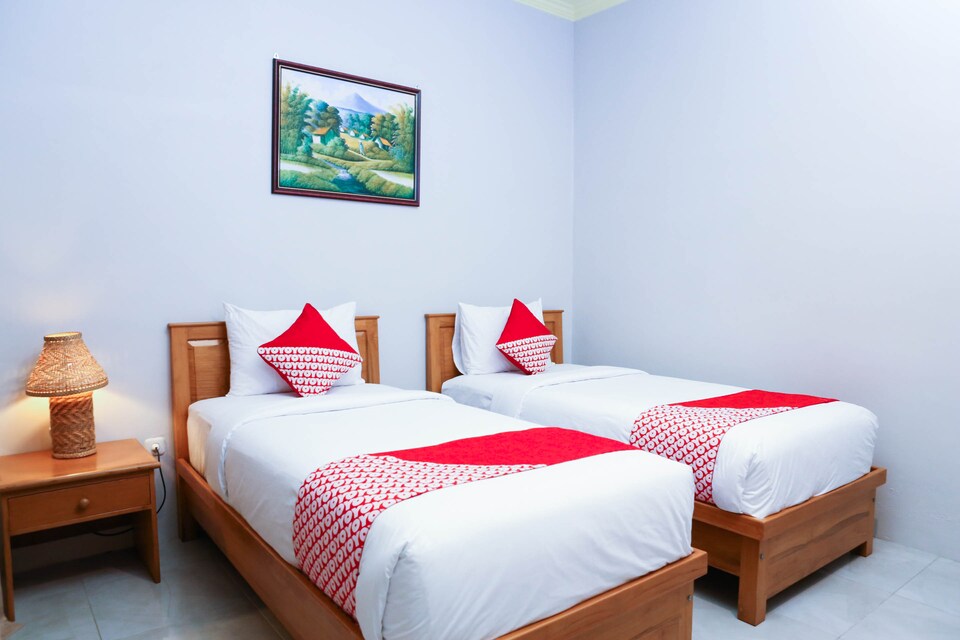 OYO 1056 Senggigi Cottages Lombok, Senggigi, Lombok