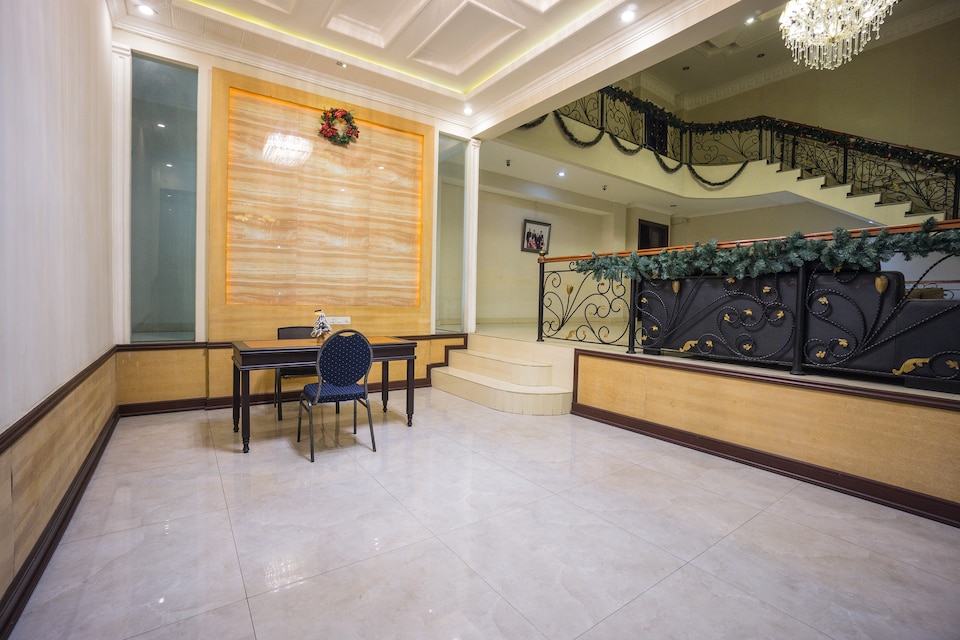 OYO 1062 Virginia Residence, Karombasan Kleak, Manado