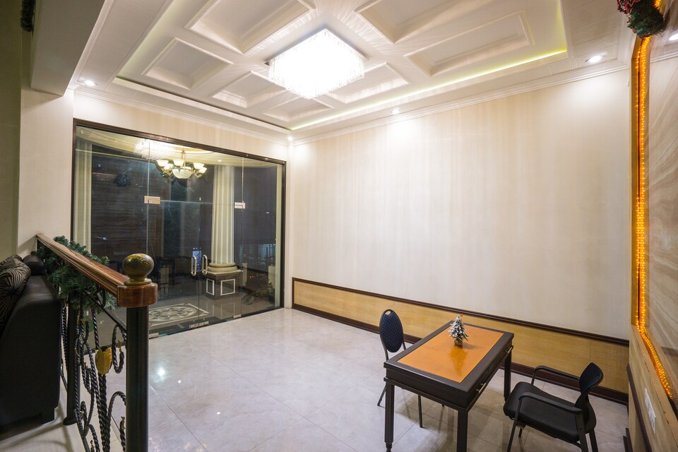 OYO 1062 Virginia Residence, Karombasan Kleak, Manado