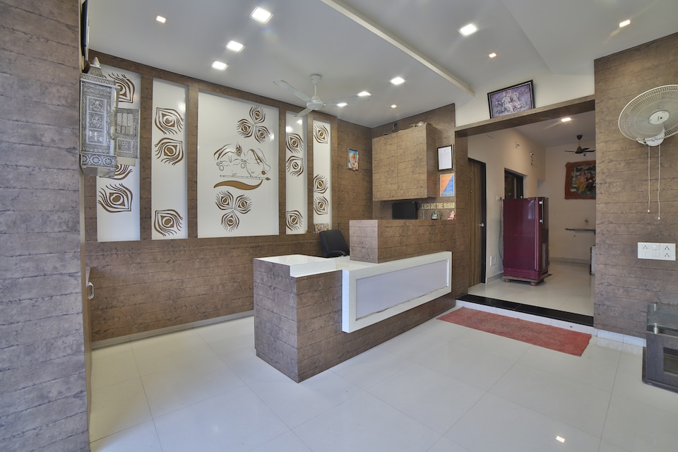 OYO 42360 Hotel Radhe Krishna, Dwarka, Dwarka