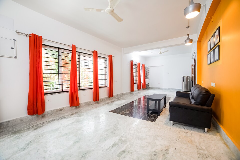 OYO 42363 Designer Stay Maharaja Picture Palace, VaniVihar Bhubaneswar, Bhubaneswar