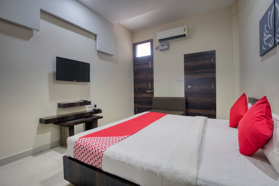 OYO 42377 Hotel Rewa Shree, Hoshangabad, Hoshangabad