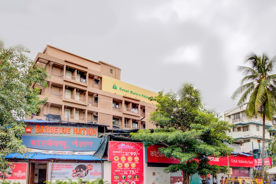 Capital O 42379 Hotel Metro Palace, Mumbai Bandra-Khar-Santacruz, Mumbai