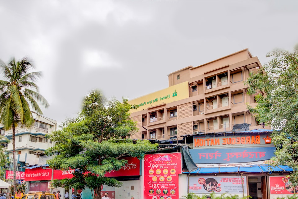 Capital O 42379 Hotel Metro Palace, Mumbai Bandra-Khar-Santacruz, Mumbai
