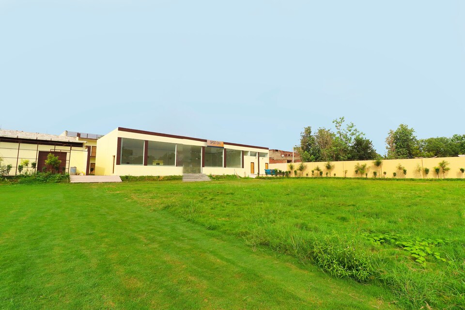 SPOT ON 42401 DIVINE FARM, Aligarh, Aligarh